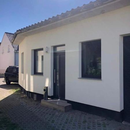 Ferienwohnung Zwergmoewe Rostock Exterior photo